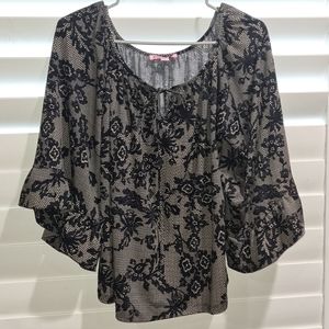 Betsey Johnson peasant lace floral blouse